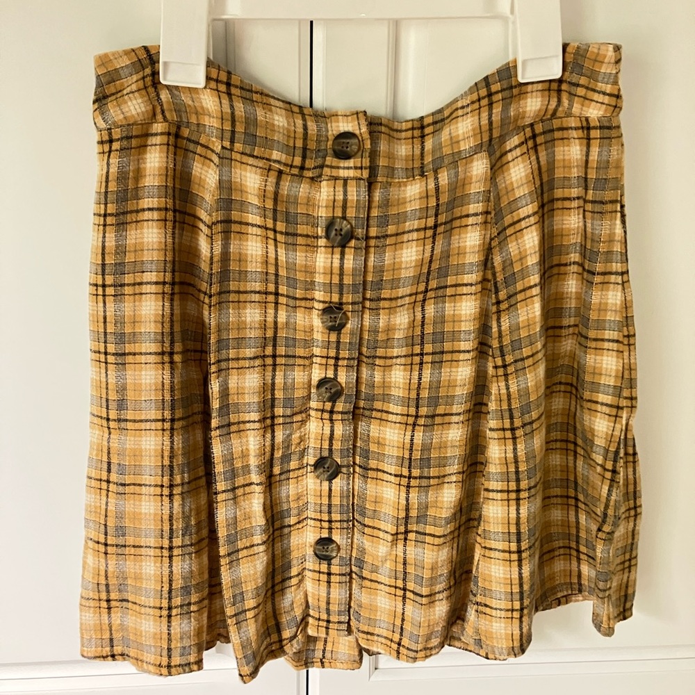 AMERICAN EAGLE YELLOW PLAID SKIRT
